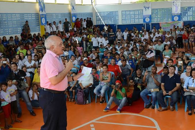 Candidato a deputado estadual, professor José Melo (Pros), fala sobre frutos de seu trabalho como governador do Estado e sobre seus projetos de campanha